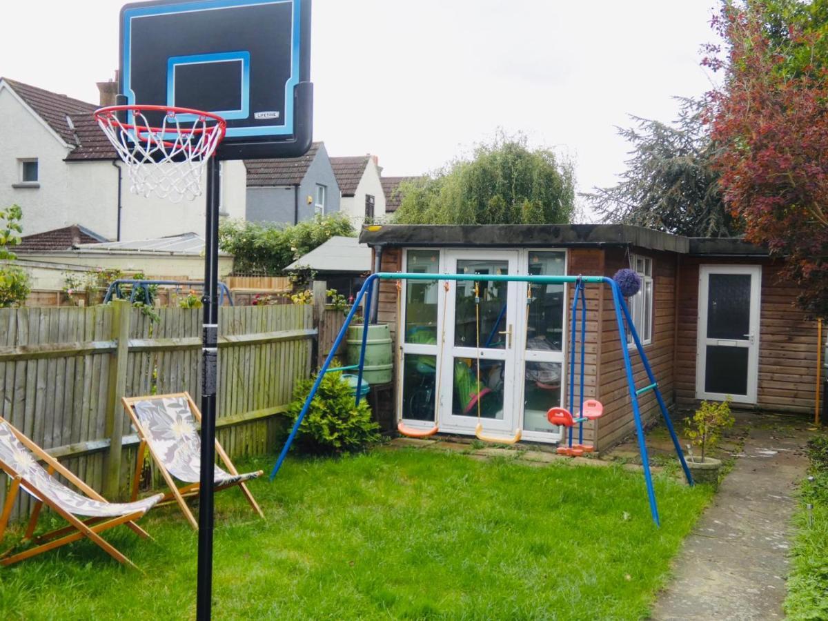 Spacious 3 Bed House With Parking & Good Transport South Norwood Εξωτερικό φωτογραφία