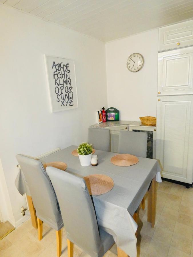 Spacious 3 Bed House With Parking & Good Transport South Norwood Εξωτερικό φωτογραφία