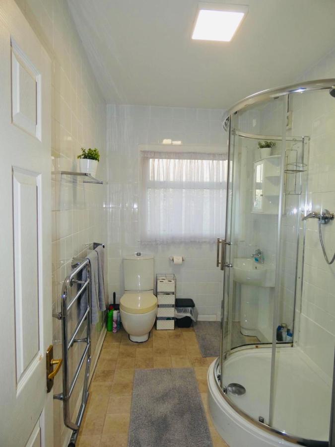 Spacious 3 Bed House With Parking & Good Transport South Norwood Εξωτερικό φωτογραφία